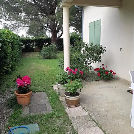 Holiday home Chez Maxou - 3 Epis Jardin Clos-garage *